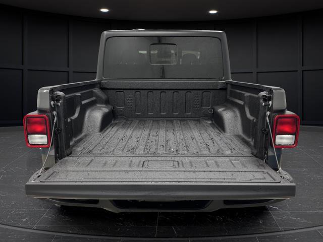 New 2026 Jeep Gladiator Sport image 13