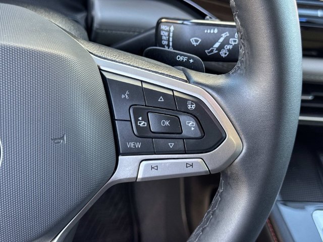 Certified 2024 Volkswagen Atlas Peak Edition SE AWD/4WD image 12