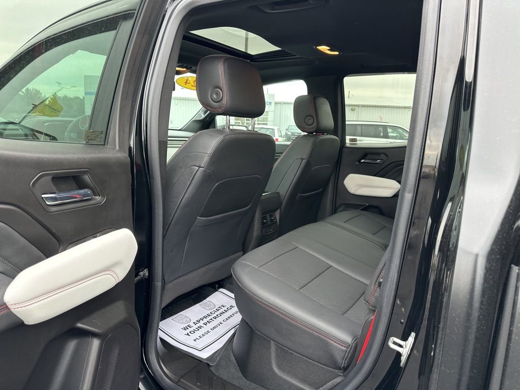 Used 2024 GMC Canyon AT4X w/ AT4X AEV Edition image 22