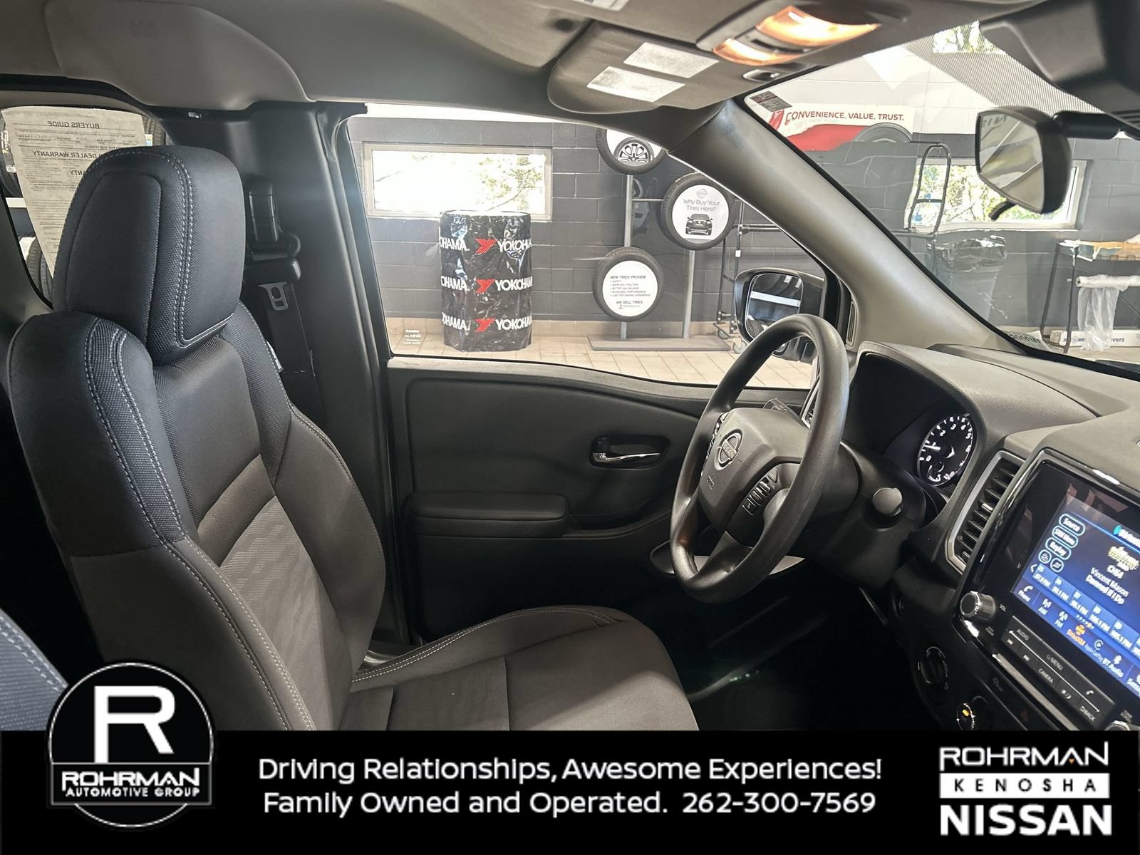 Certified 2024 Nissan Frontier SV w/ Technology Package AWD/4WD image 9