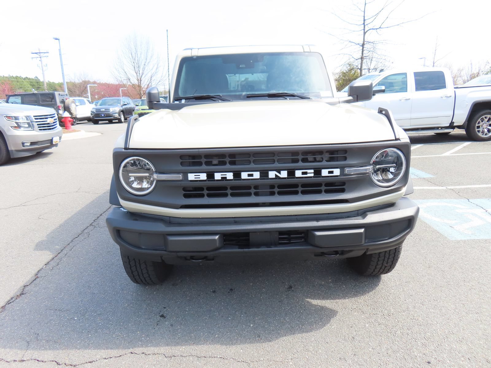 Certified 2025 Ford Bronco Big Bend AWD/4WD image 2