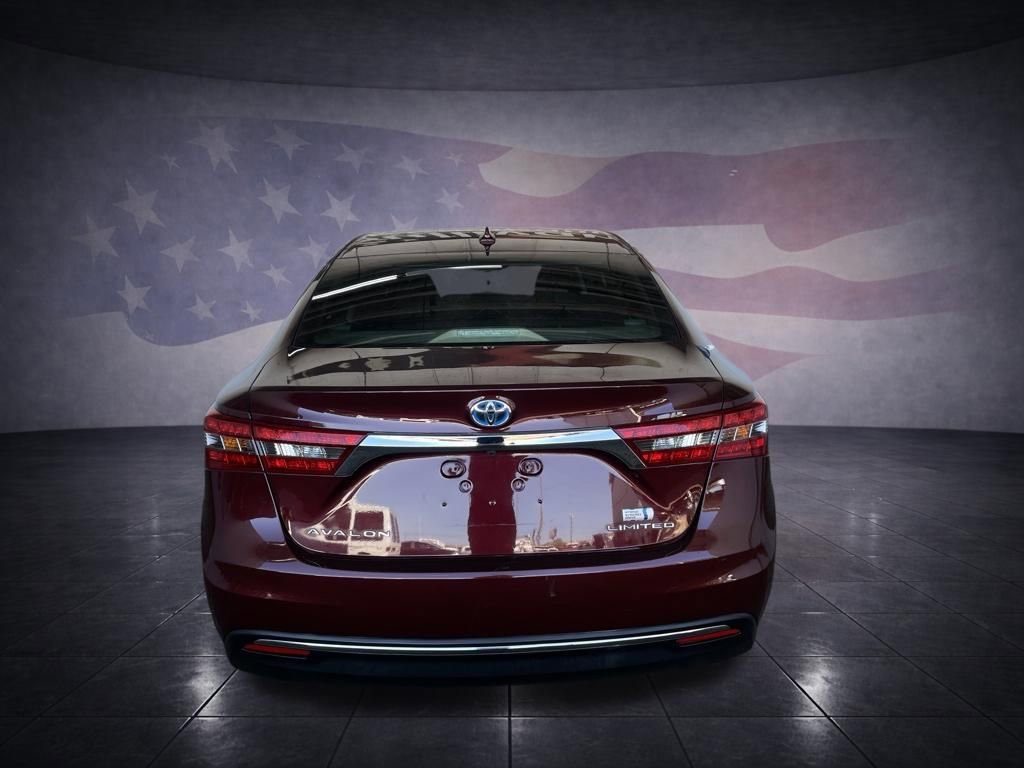 Used 2016 Toyota Avalon Limited image 4