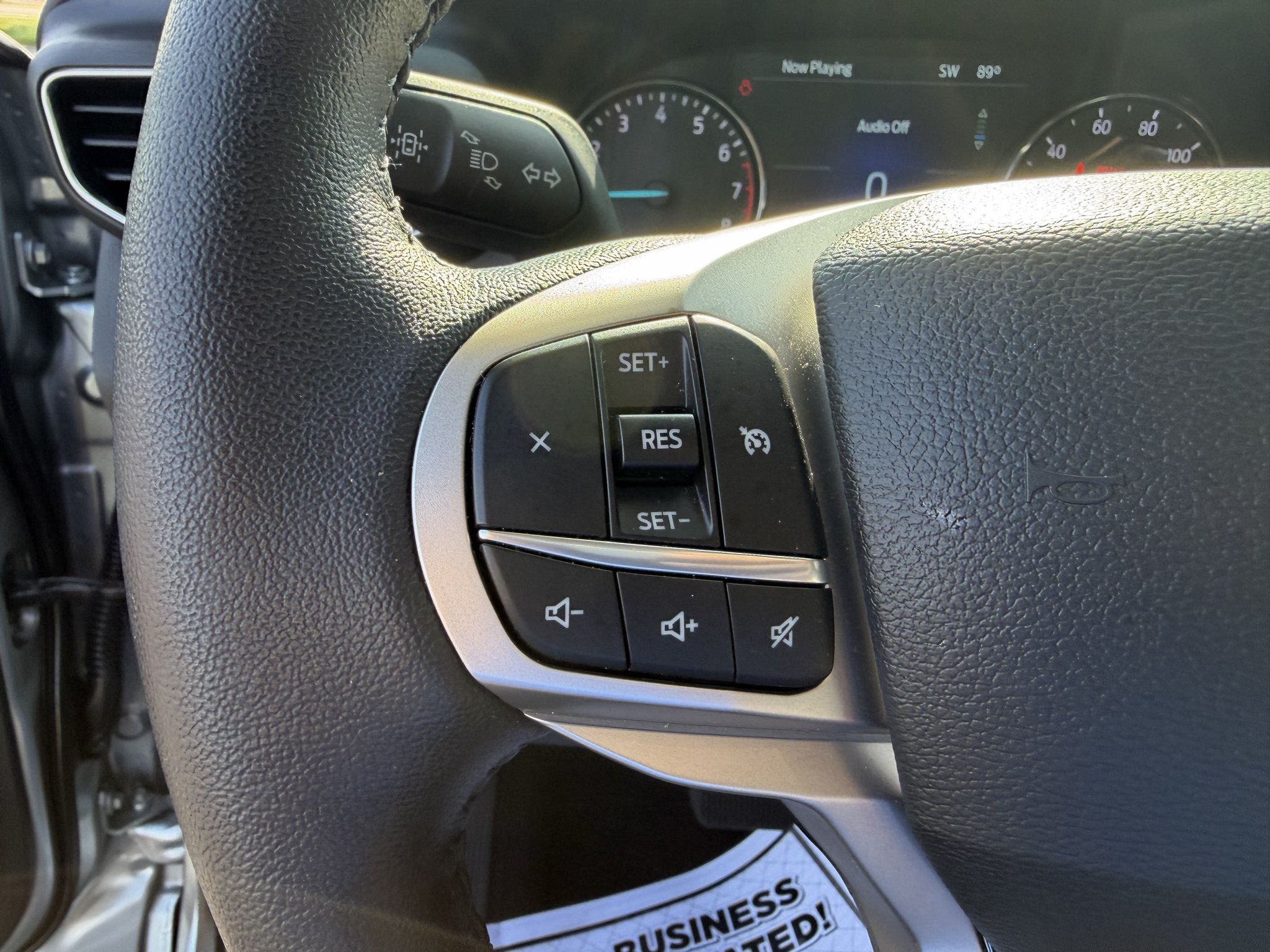 Used 2024 Ford Explorer XLT w/ Equipment Group 202A AWD/4WD image 15