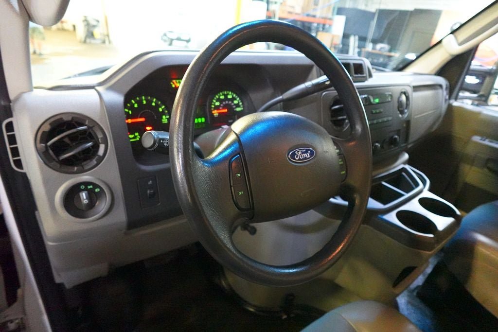 Used 2019 Ford E-350 and Econoline 350 Super Duty w/ Power Windows & Locks Group RWD image 15