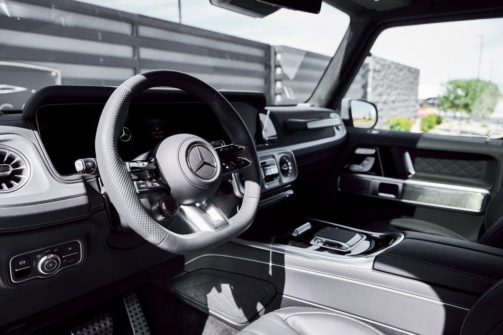 Used 2026 Mercedes-Benz G 63 AMG 4MATIC image 2