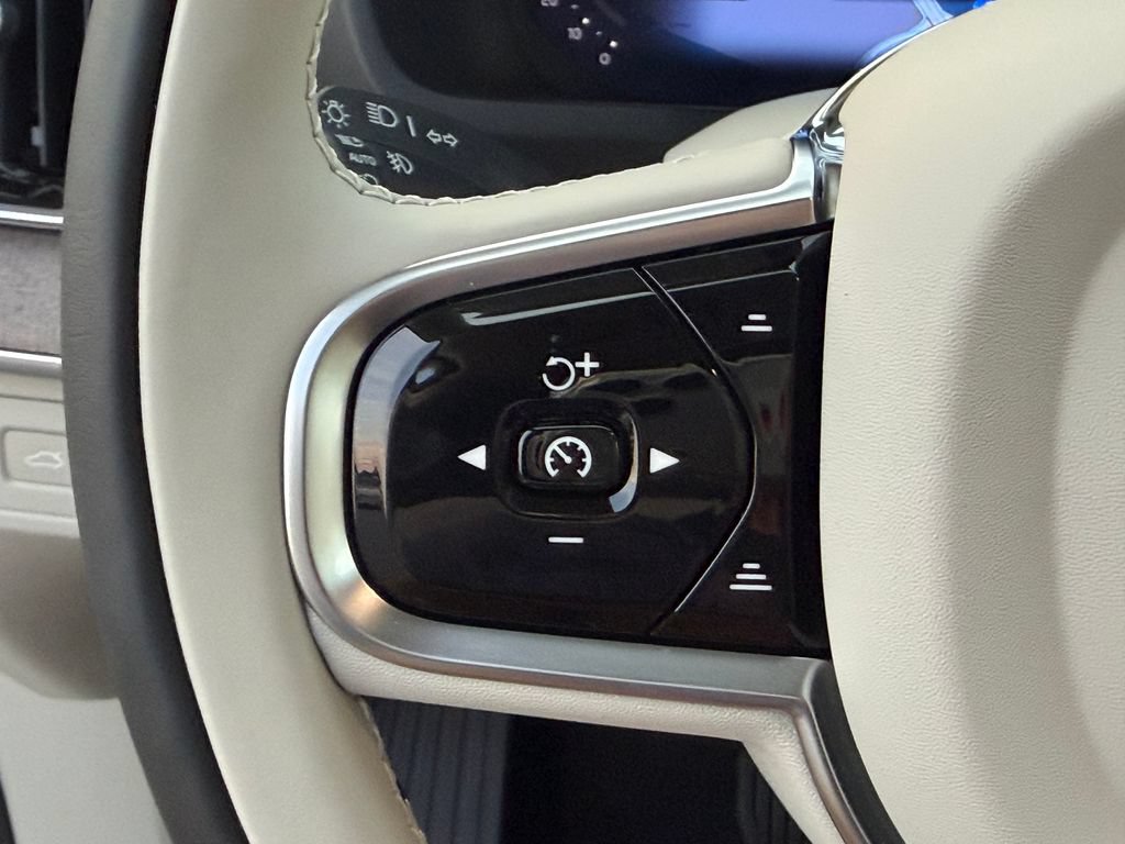 New 2026 Volvo XC90 T8 Ultra AWD/4WD image 19