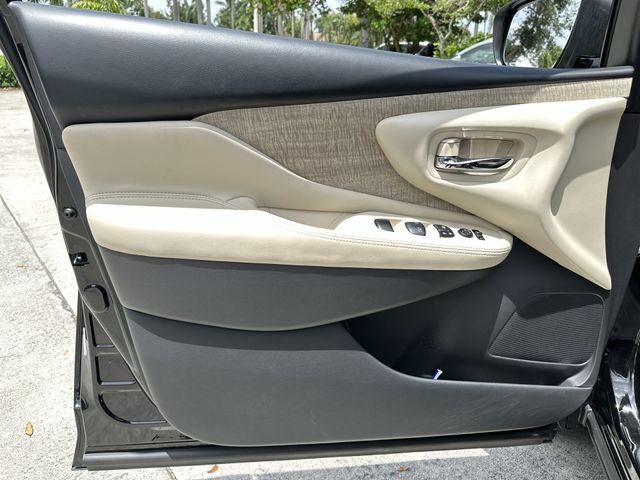 Used 2020 Nissan Murano SV FWD image 13
