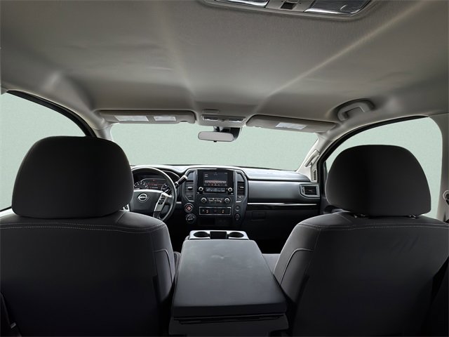 Used 2023 Nissan Titan SV image 19