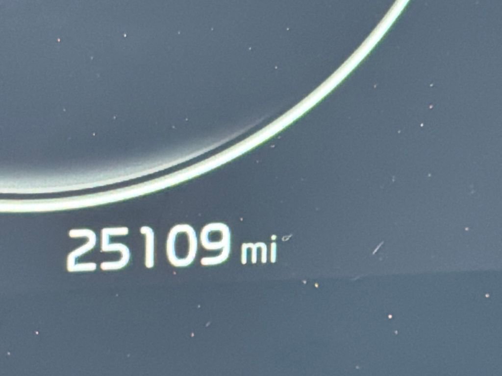 Used 2023 Kia Sportage SX image 28