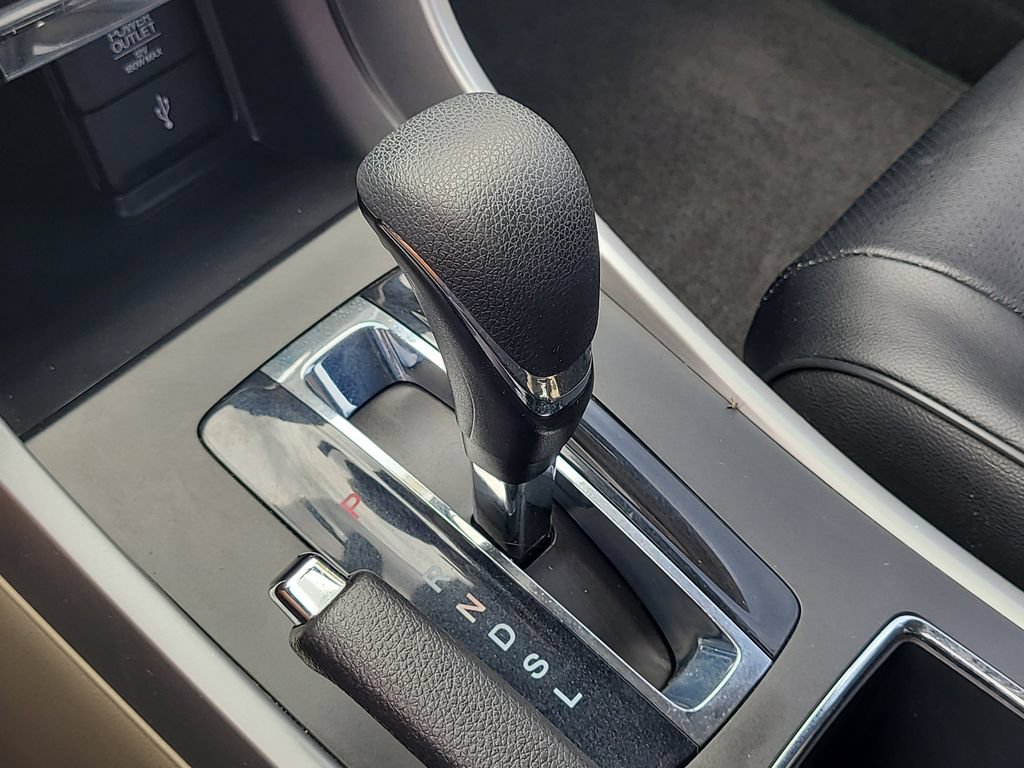 Used 2013 Honda Accord LX image 21