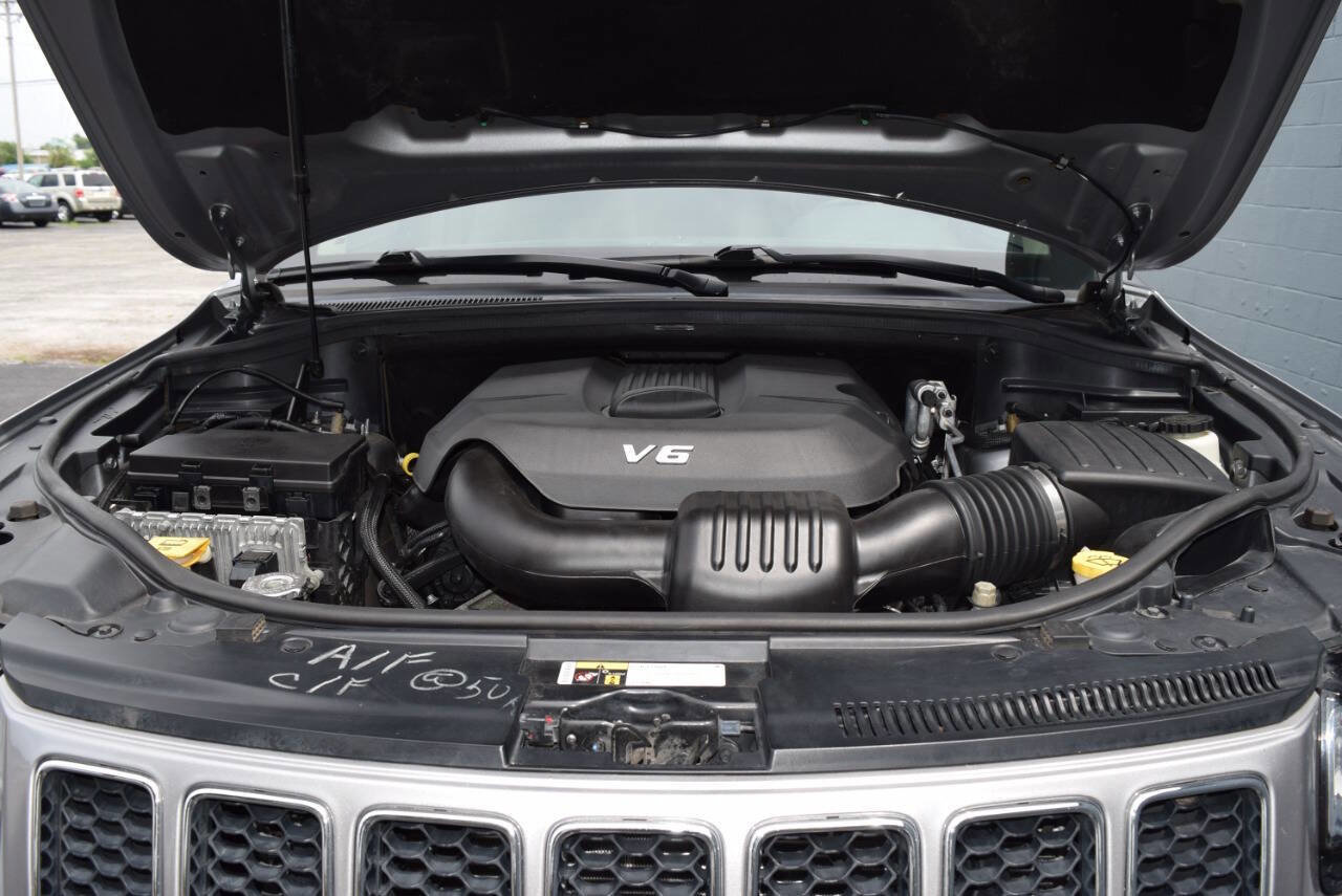 Used 2015 Jeep Grand Cherokee Overland image 28