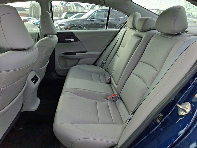 Used 2017 Honda Accord EX-L image 13