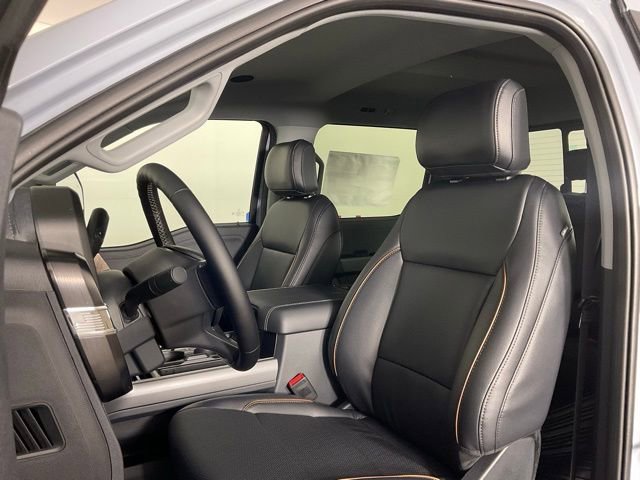 New 2026 Ford F250 Lariat w/ Black Appearance Package image 13