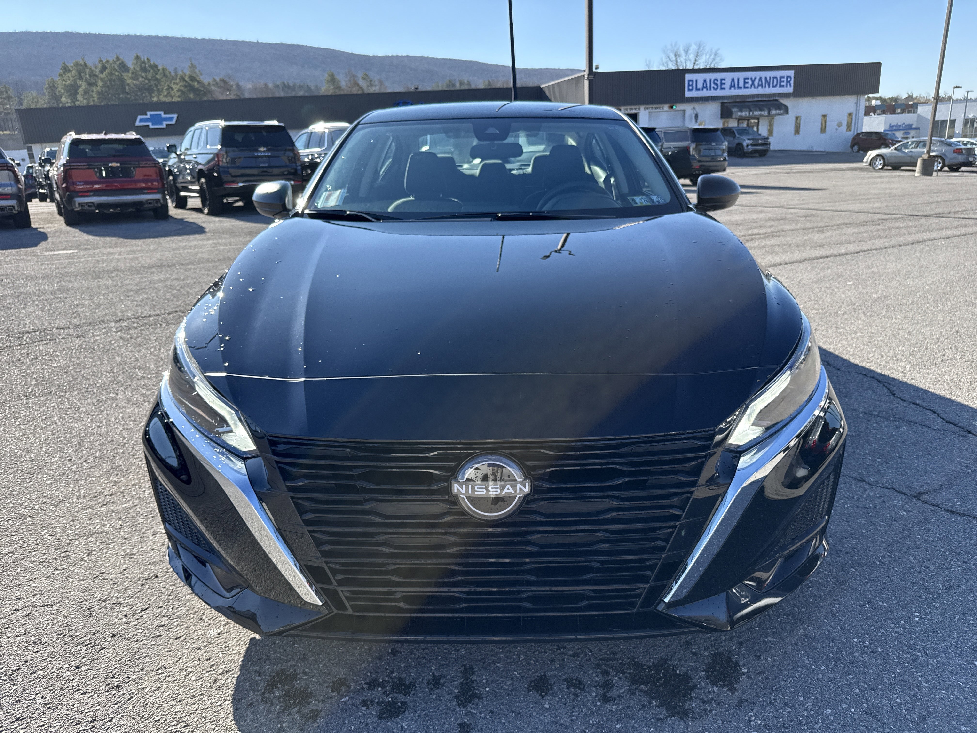 Used 2024 Nissan Altima 2.5 S image 9