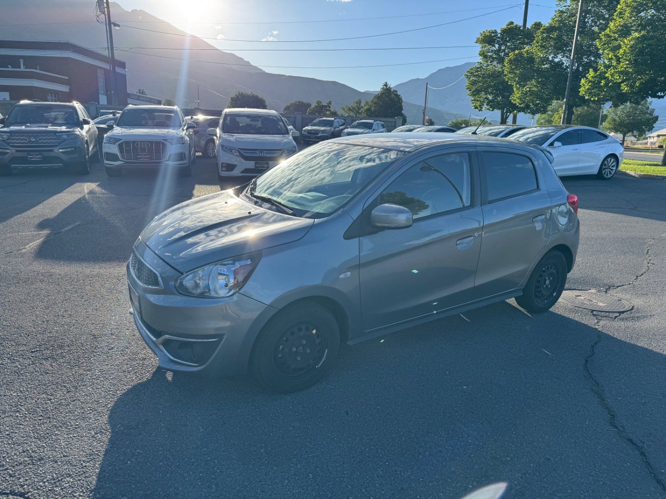 Used 2020 Mitsubishi Mirage ES FWD image 1
