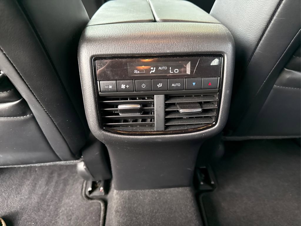 Used 2019 MAZDA CX-9 Touring image 32