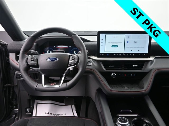 Used 2025 Ford Explorer ST image 13