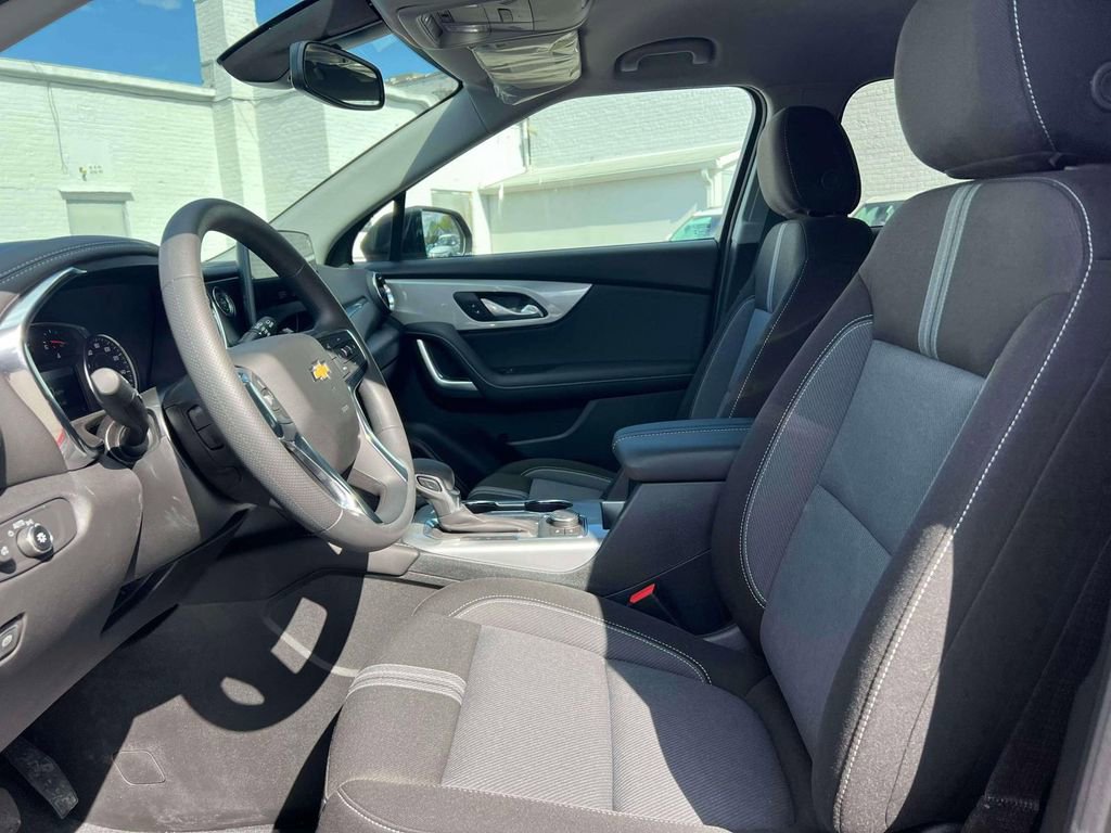 New 2026 Chevrolet Blazer LT w/ Convenience Package AWD/4WD image 8