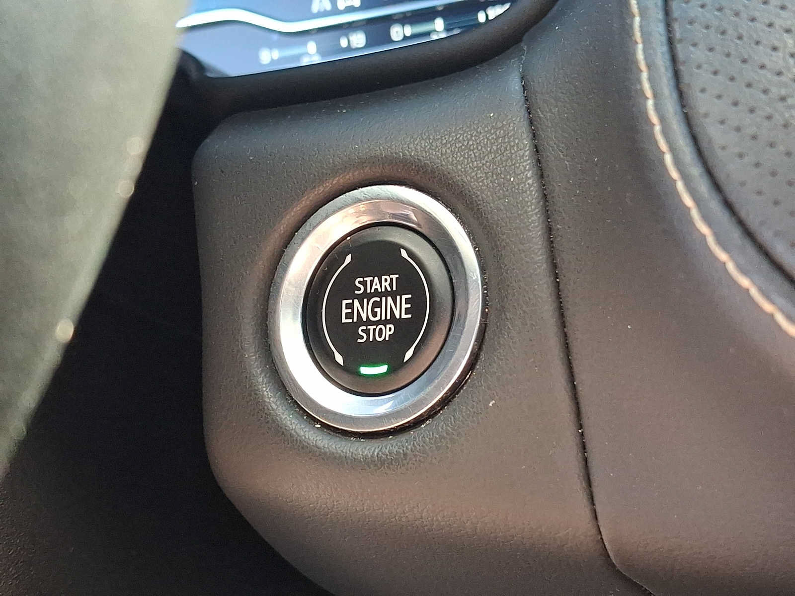 Used 2023 Chevrolet Tahoe Premier AWD/4WD image 25