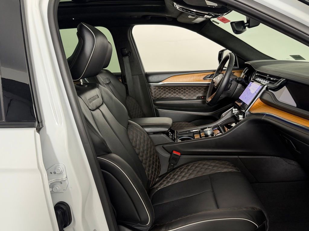 Certified 2023 Jeep Grand Cherokee L Summit AWD/4WD image 32