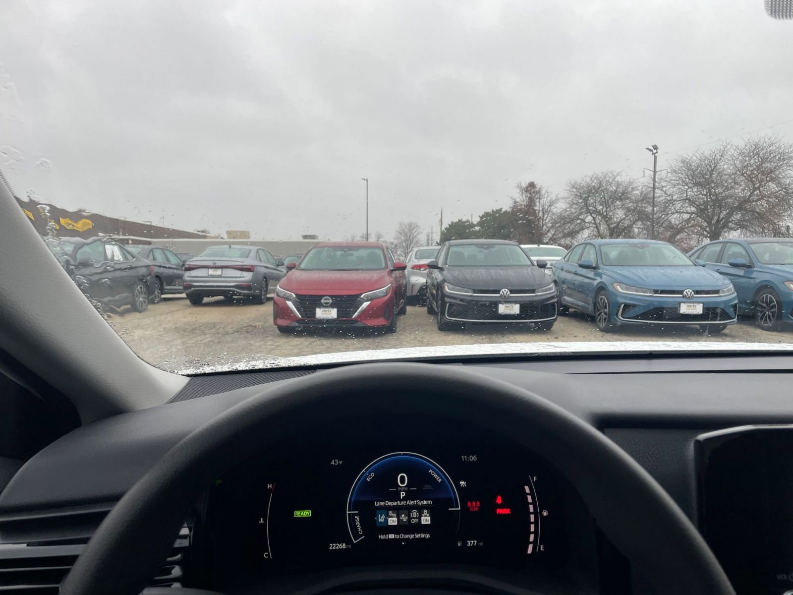 Used 2025 Toyota Camry LE image 34