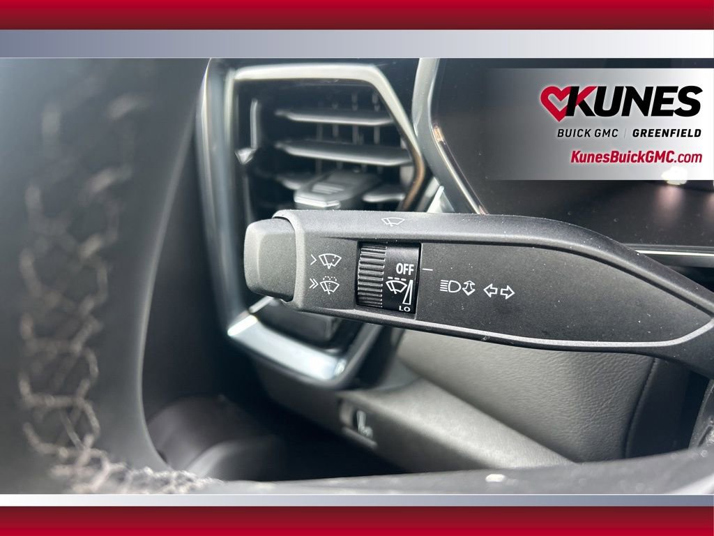 New 2026 GMC Canyon Elevation w/ Convenience Package image 34