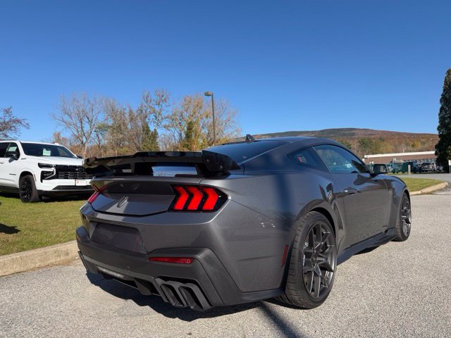 Used 2026 Ford Mustang Dark Horse SC RWD image 5