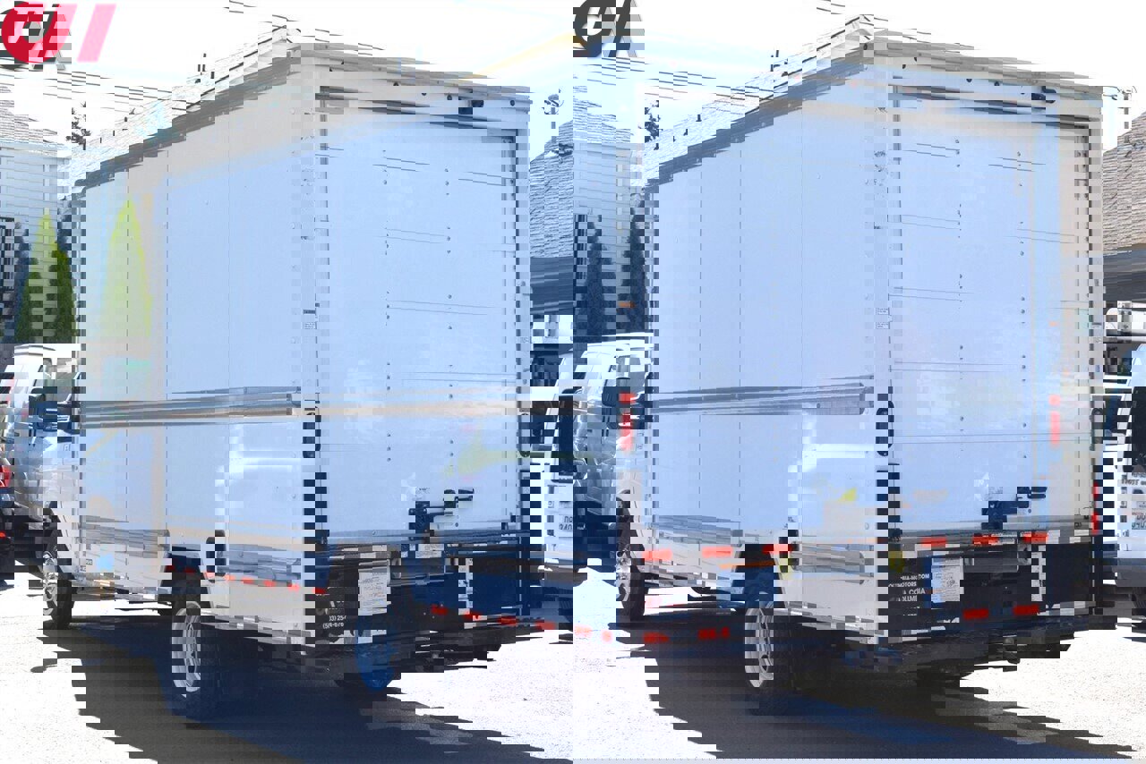 Used 2022 Ford E-350 and Econoline 350 Super Duty image 2