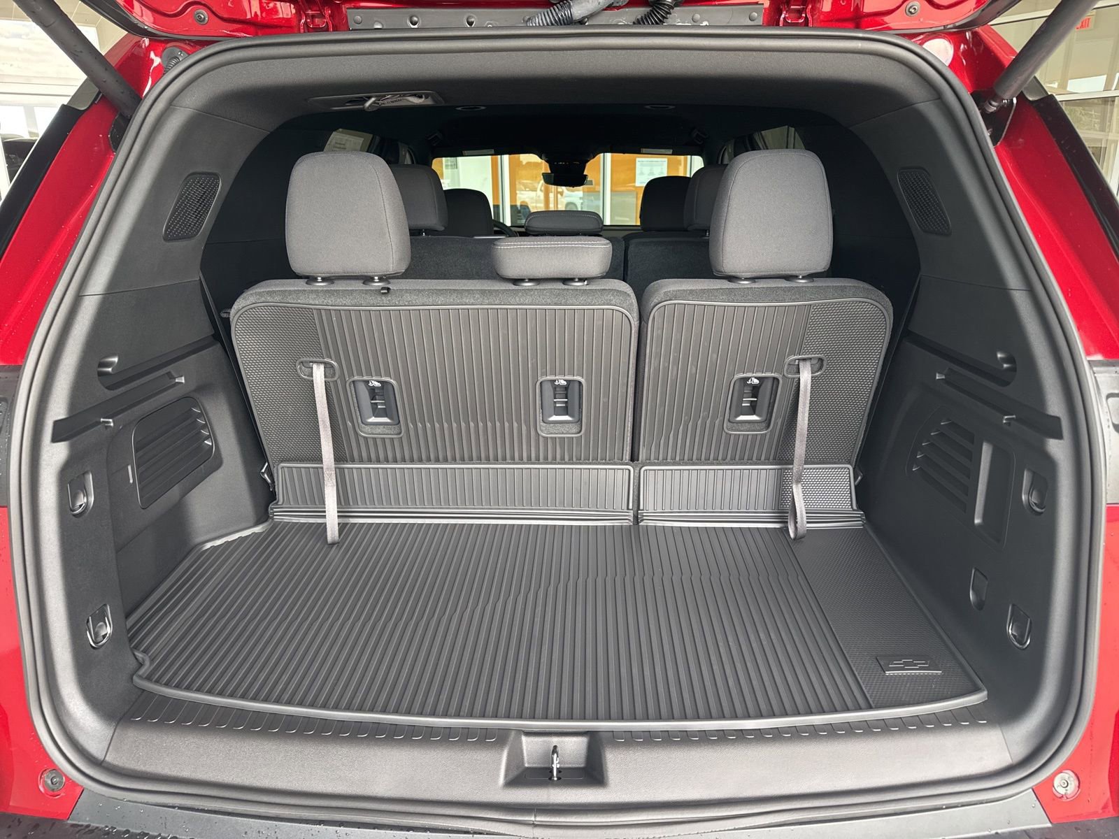 New 2026 Chevrolet Traverse LT w/ Driver Confidence Package image 11