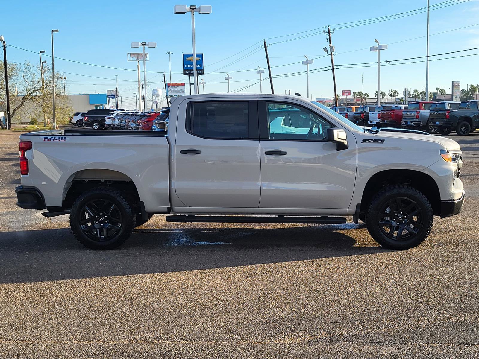 New 2026 Chevrolet Silverado 1500 Custom Trail Boss w/ LPO, Dark Essentials Package image 6