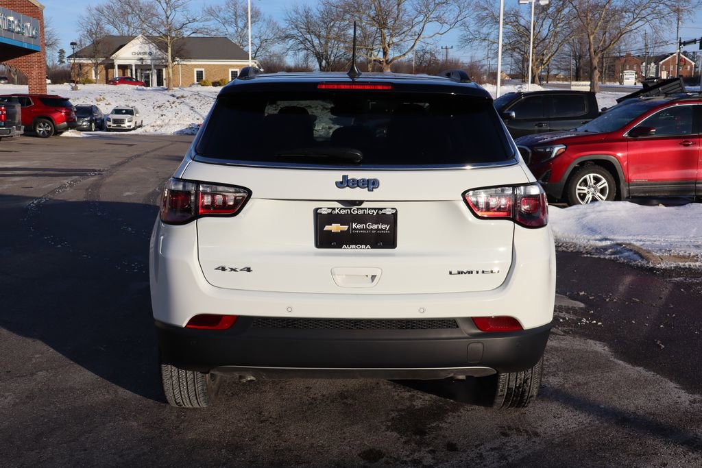 Used 2024 Jeep Compass Limited image 29