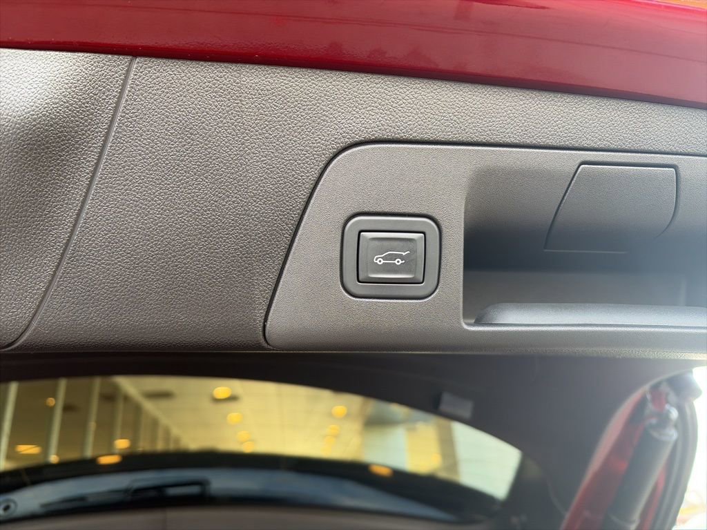 Used 2023 Buick Envision Essence w/ Technology Package I image 20