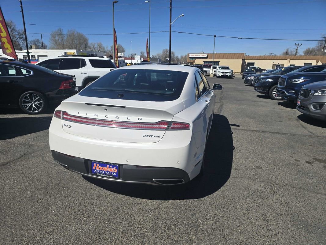Used 2019 Lincoln MKZ Premiere image 11