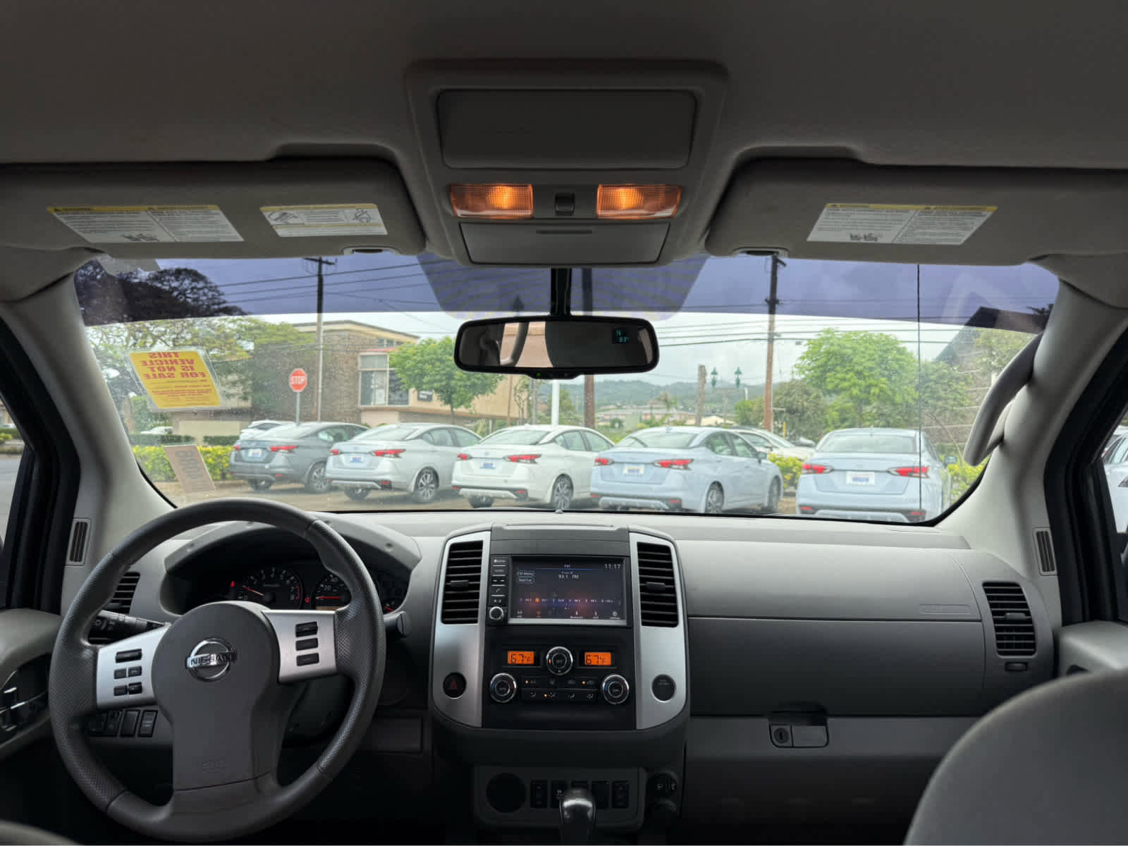 Used 2020 Nissan Frontier SV image 10