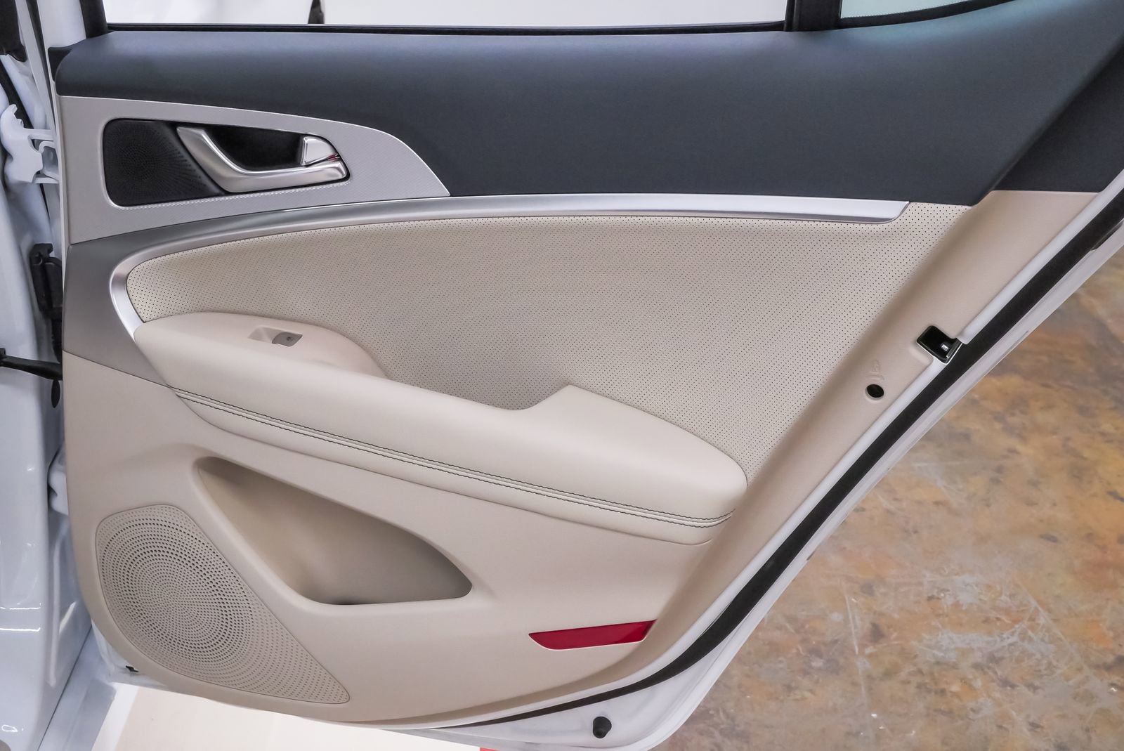 Certified 2026 Genesis G70 2.5T Prestige image 30