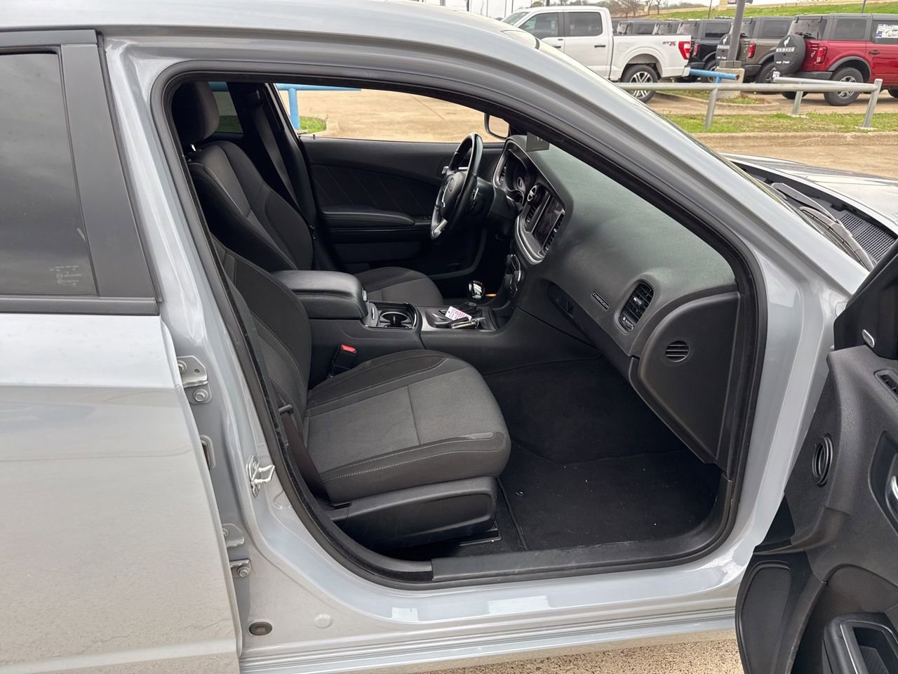 Used 2022 Dodge Charger SXT w/ Blacktop Package image 14