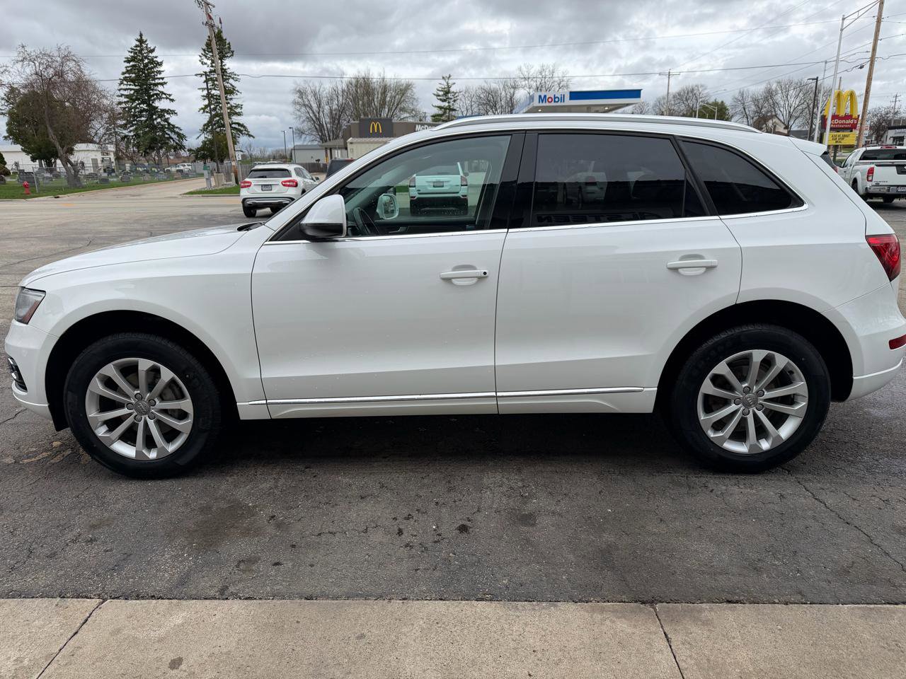 Used 2013 Audi Q5 2.0T Premium Plus AWD/4WD image 6
