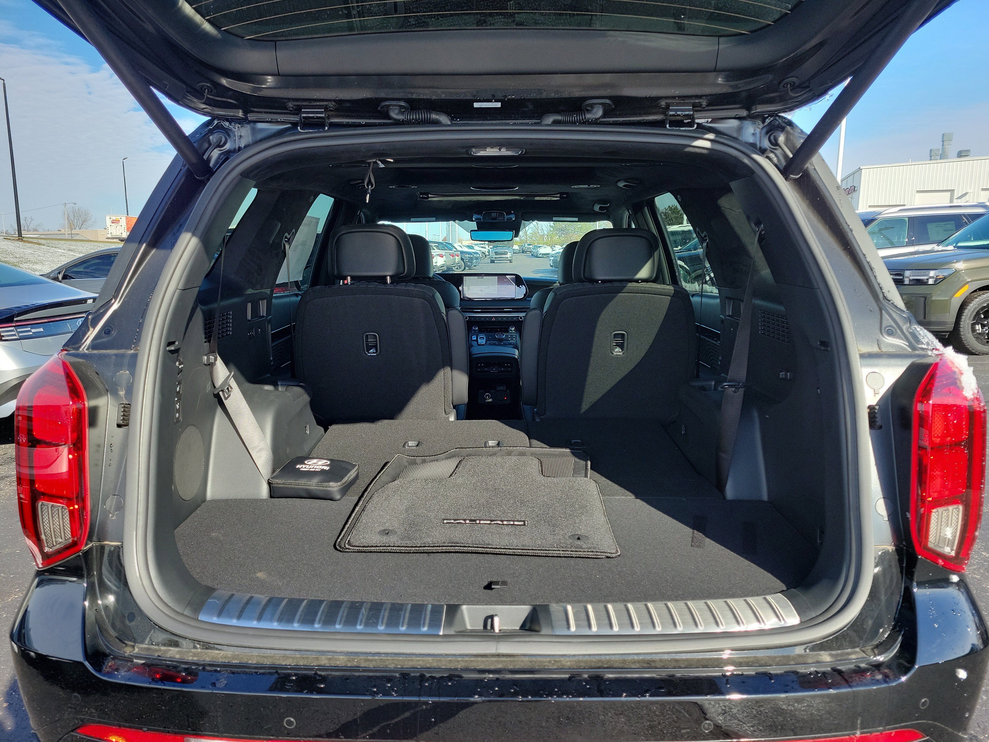 New 2025 Hyundai Palisade Calligraphy image 5