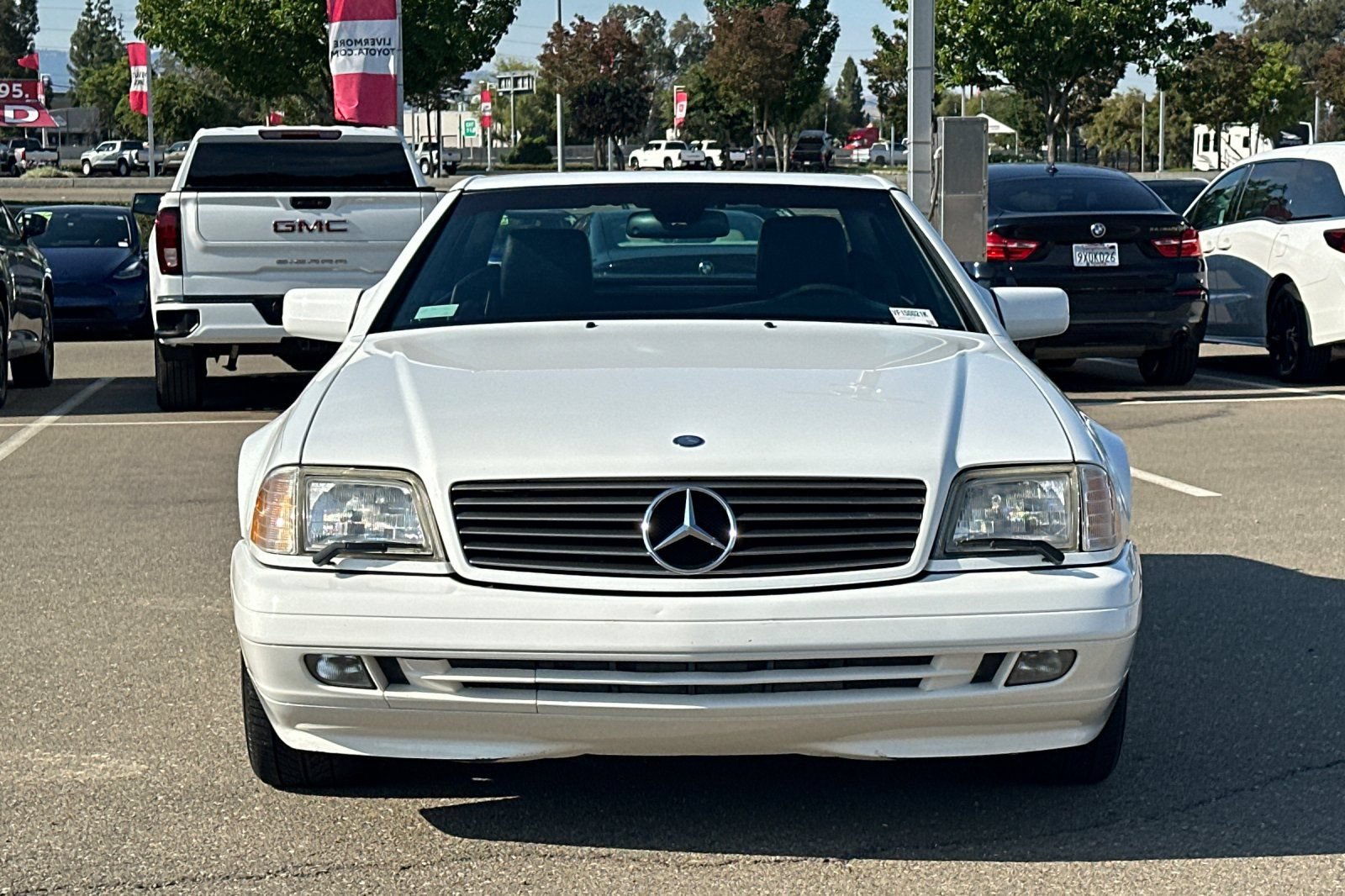 Used 1997 Mercedes-Benz SL 500 image 9