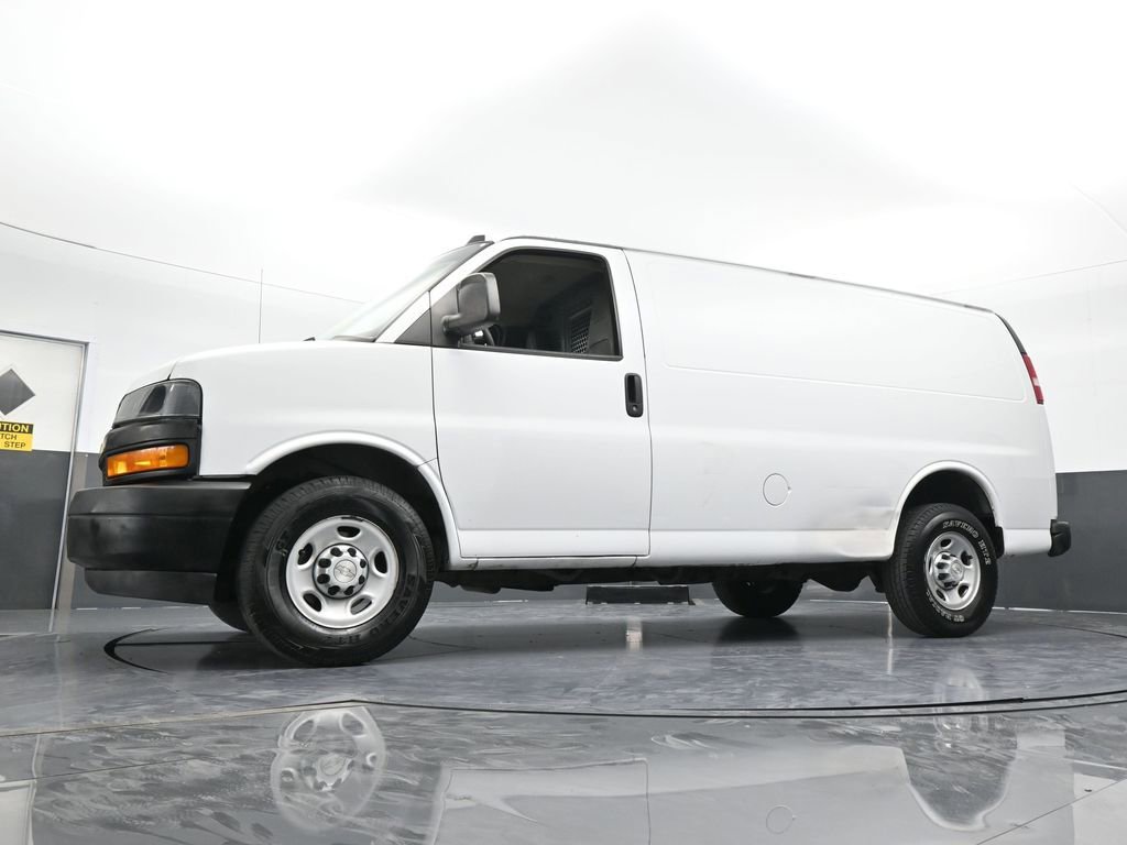 Used 2019 Chevrolet Express 2500 image 46