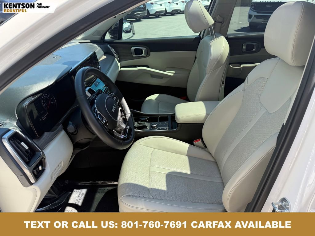 Used 2023 Kia Sorento S w/ Panoramic Sunroof Package AWD/4WD image 32