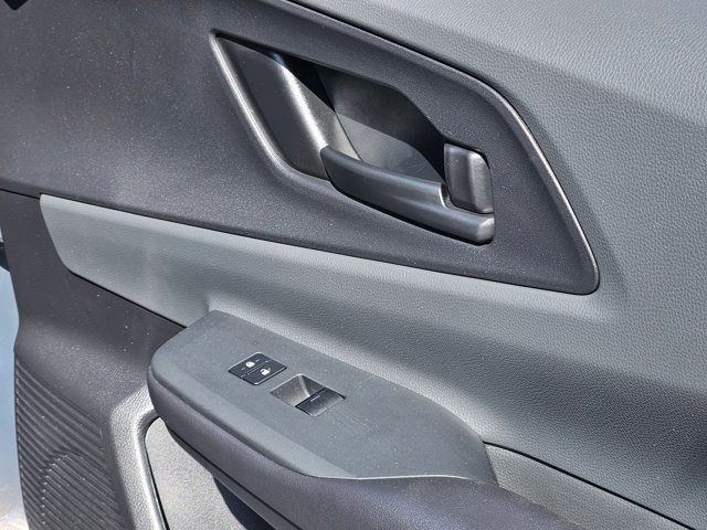 Used 2025 Toyota Prius LE image 34