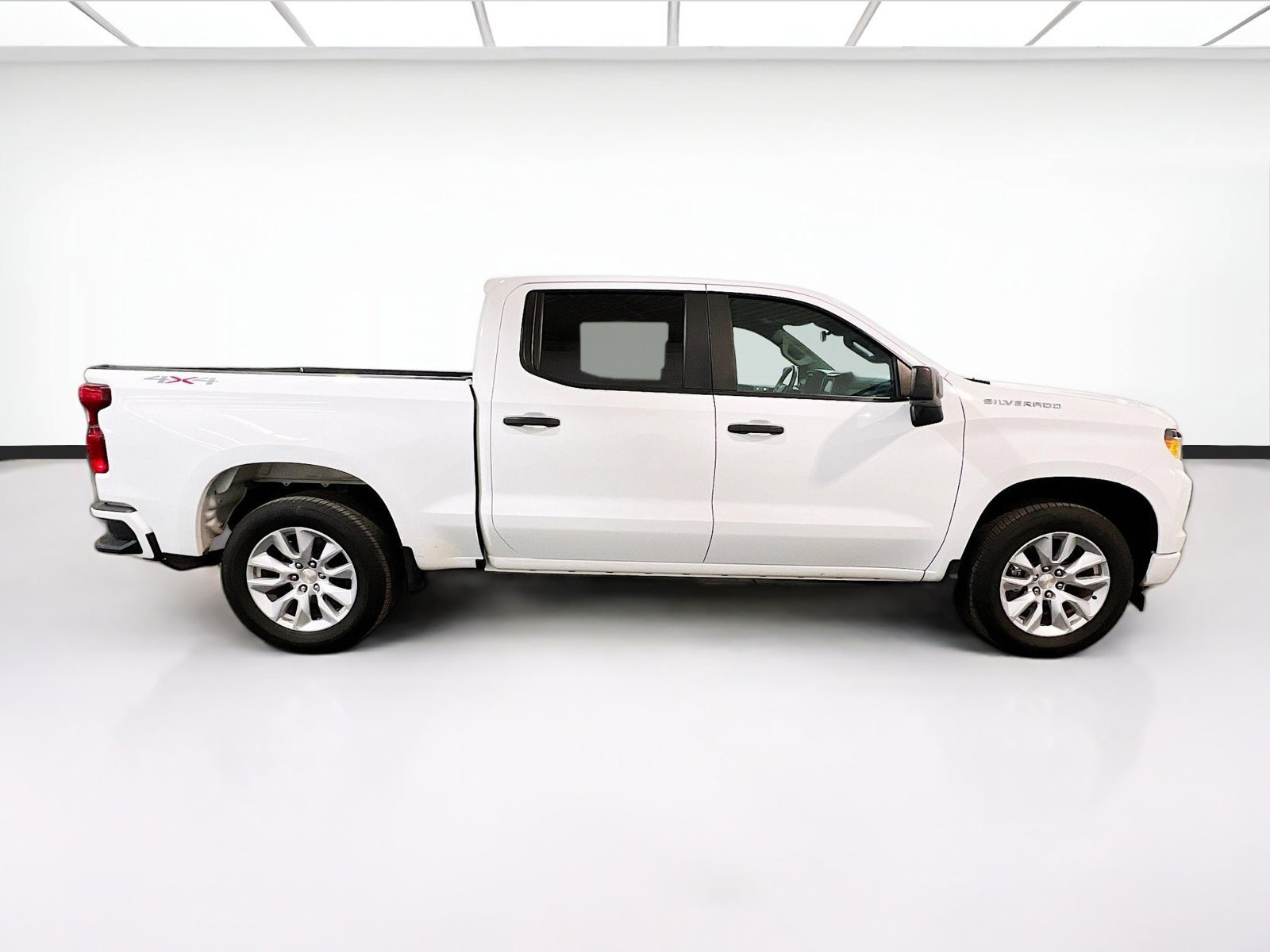 Used 2023 Chevrolet Silverado 1500 Custom AWD/4WD image 23