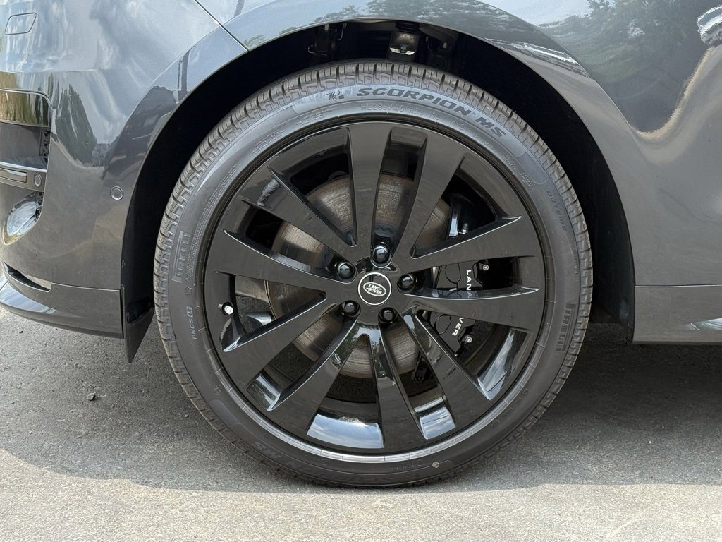 New 2025 Land Rover Range Rover Sport Dynamic SE image 10