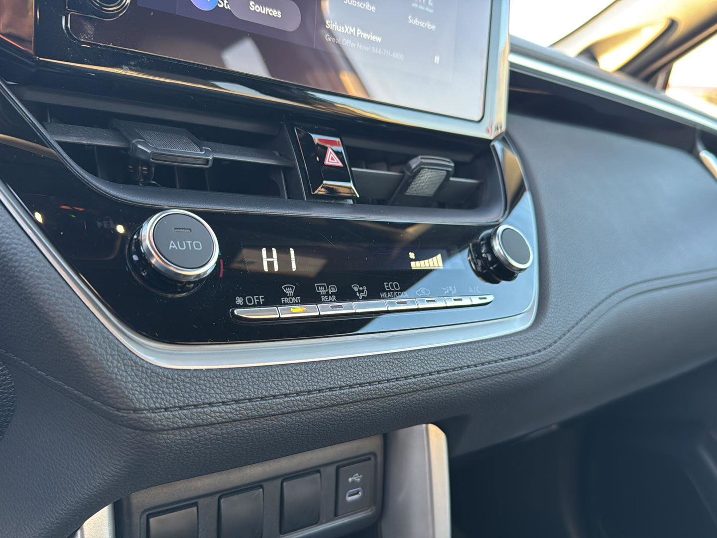 Certified 2023 Toyota Corolla Cross XSE image 22