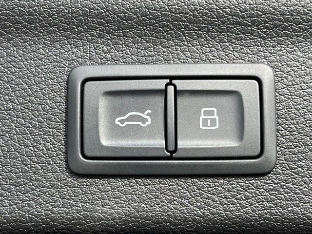 Used 2023 Audi Q3 2.0T Premium image 35