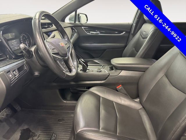 Used 2021 Cadillac XT5 Premium Luxury image 10