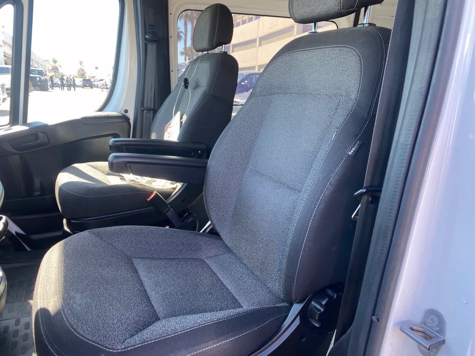 Used 2023 RAM ProMaster 3500 FWD image 13