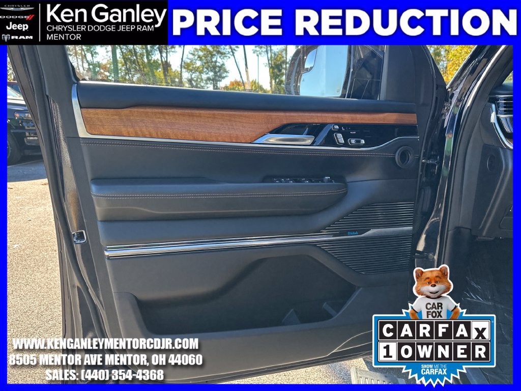 Used 2022 Jeep Grand Wagoneer Series III AWD/4WD image 12