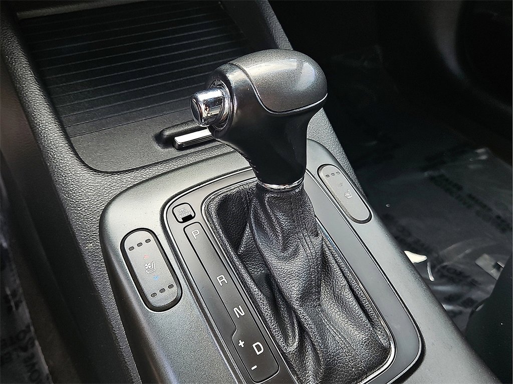 Used 2016 Kia Forte Koup SX w/ SX Premium Package image 25